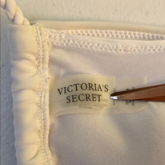 Victoria’s Secret White Bikini with Red and Purple Embroidery - Picture 10 of 15